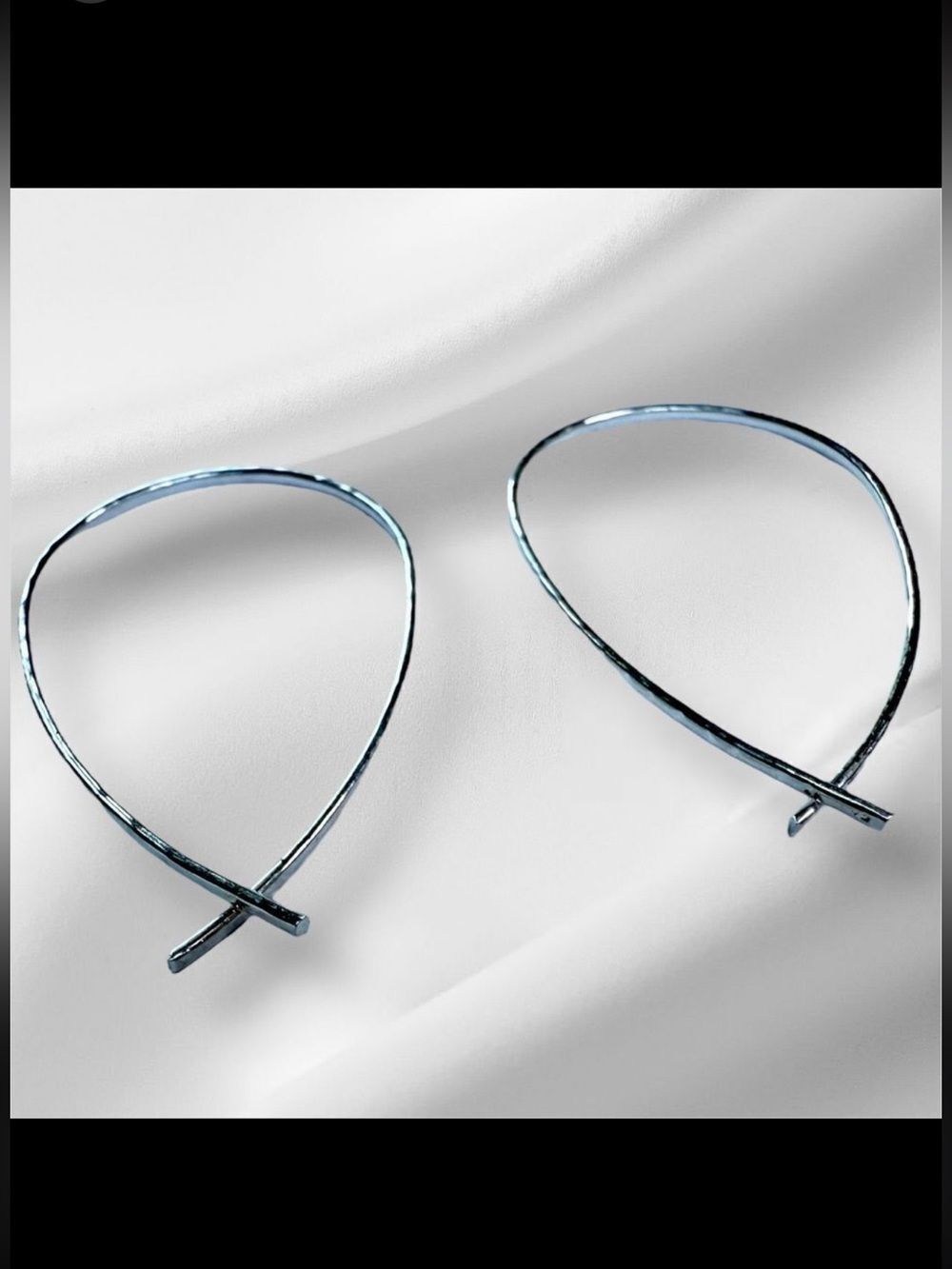 STERLING SILVER HAMMERED HOOP EARRINGS – WOMEN’S TEARDROP DESIGN